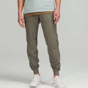 Lululemon ABC Jogger Men’s S Grey Sage